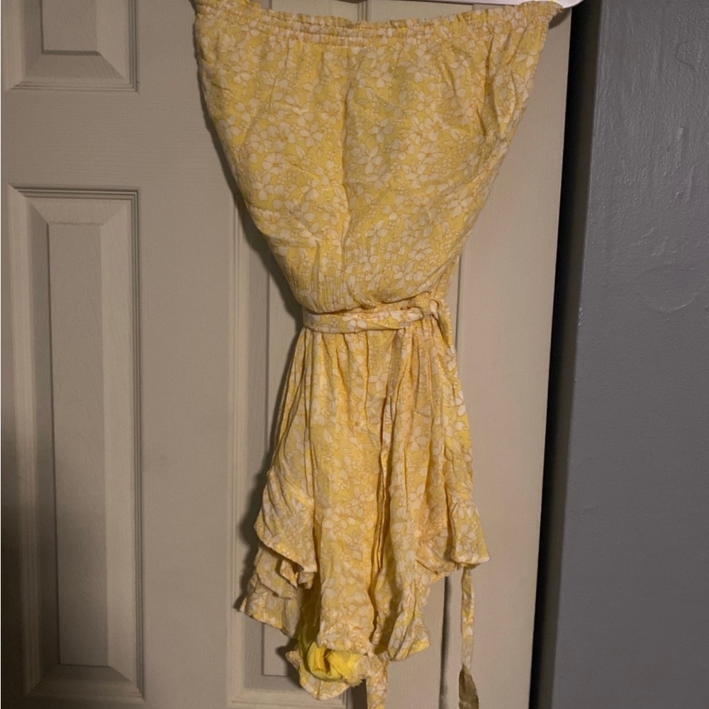 Hollister strapless romper